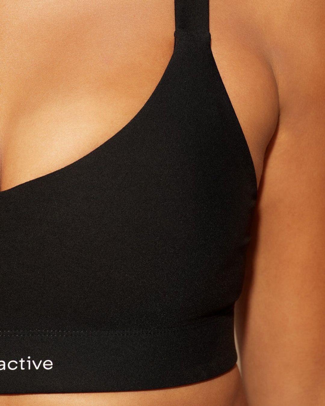 DK Active Say Something Crop Black - Small